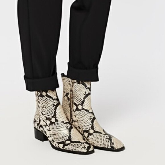 Stella Luna Leather Snake Print Ankle Boots Size 39 - Picture 1 of 8